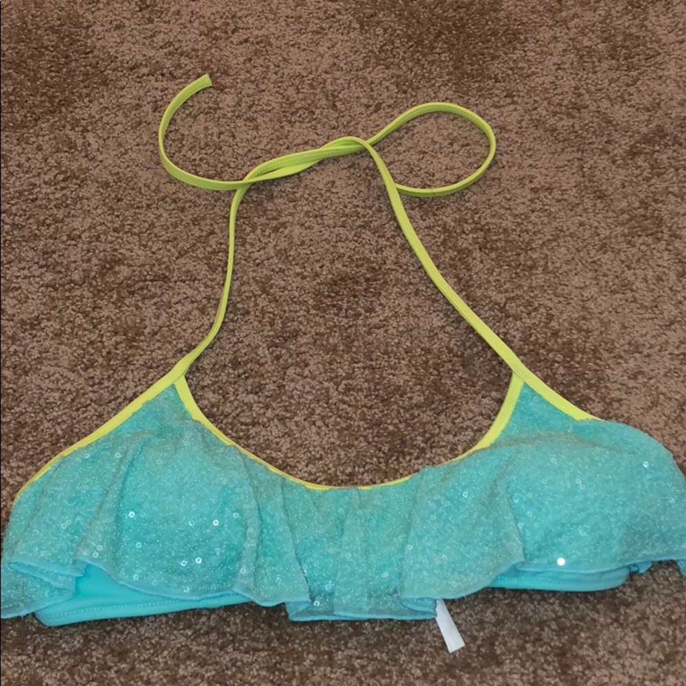 Swim suit top